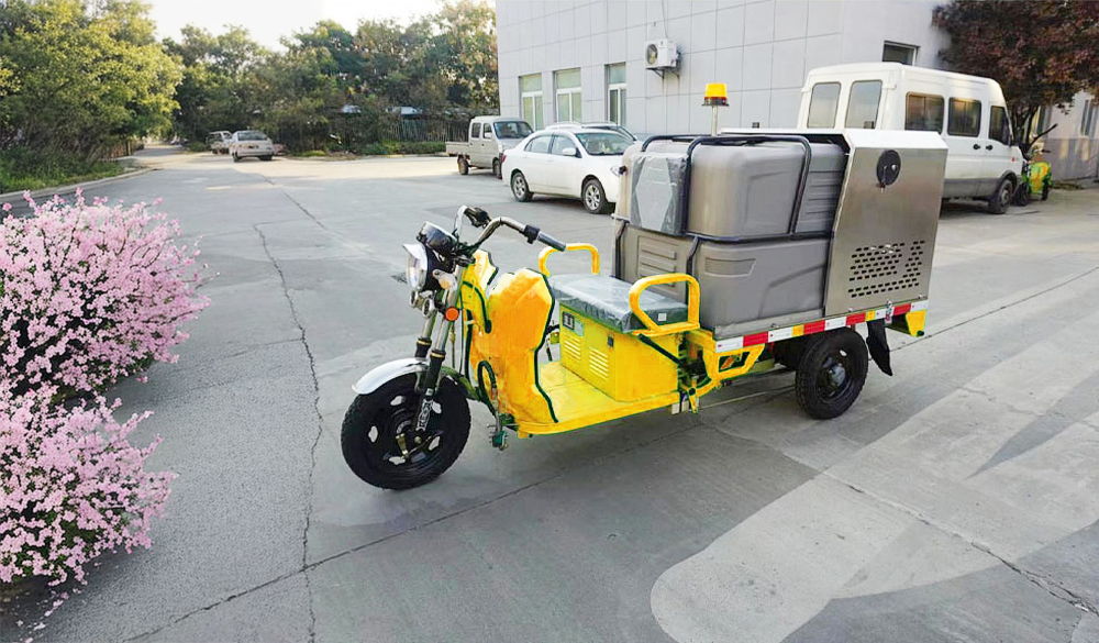 k12電動(dòng)三輪高壓清洗車(chē)